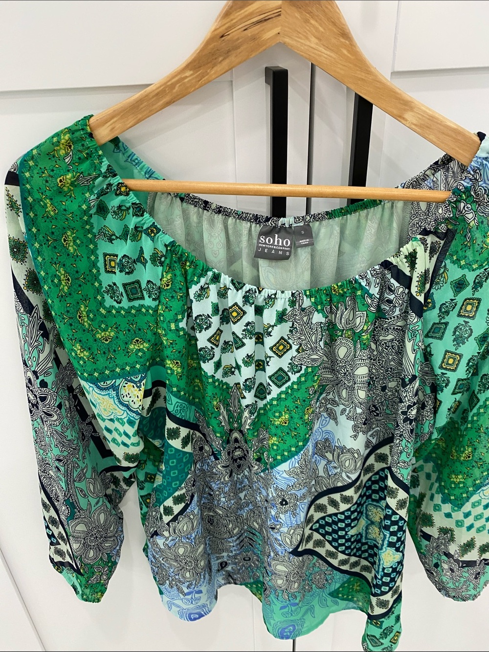 Soho Jeans Green Multi-Pattern Women’s Blouse